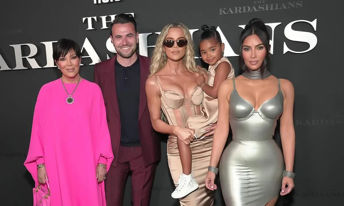 How to Watch The Kardashians: Billion Dollar Dynasty