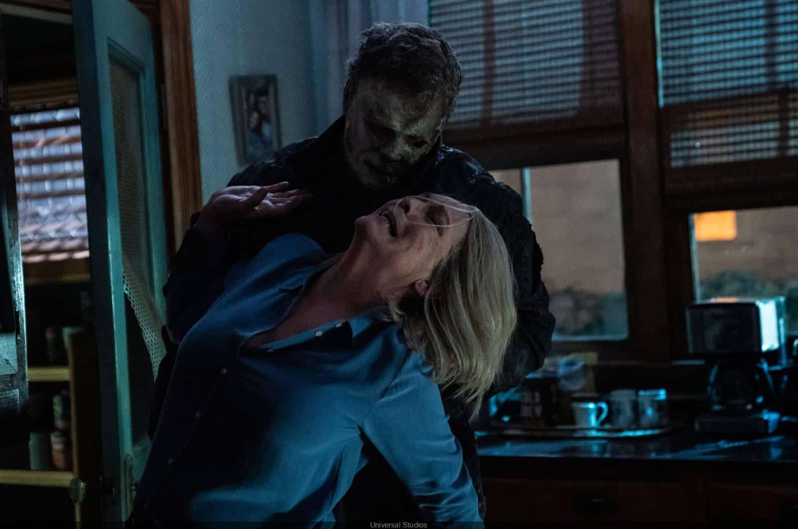 Michael attempts to kill Laurie