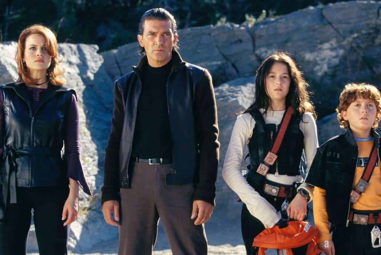 Juni and carmen cortez with their parents in Spy kids 2 