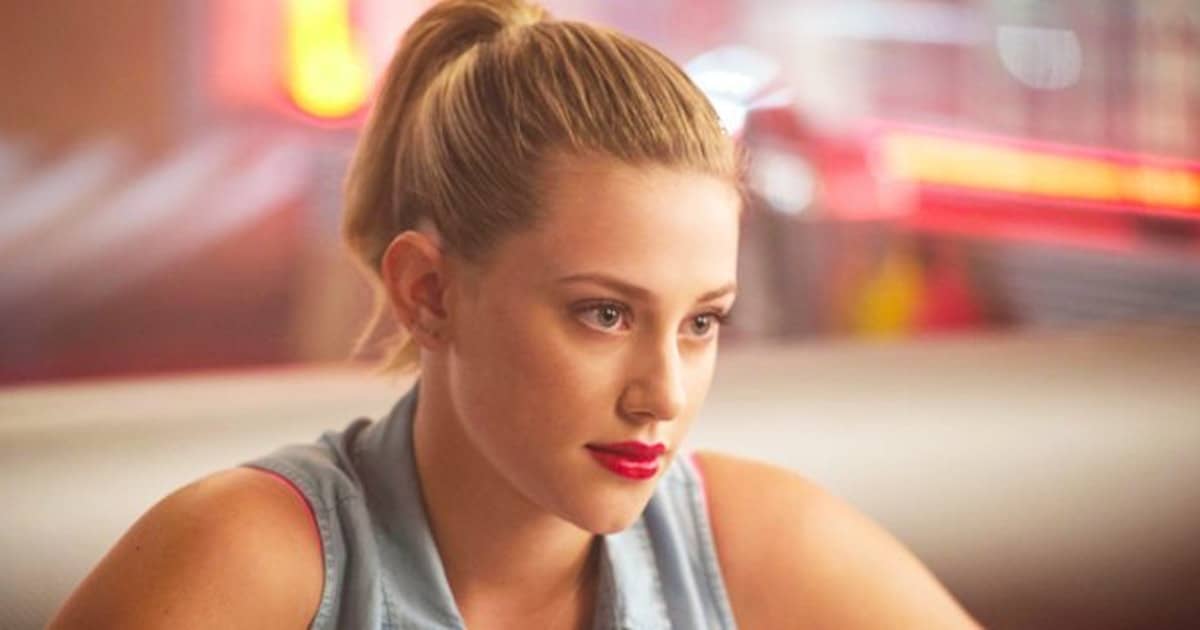 Who does Betty end up with in Riverdale?
