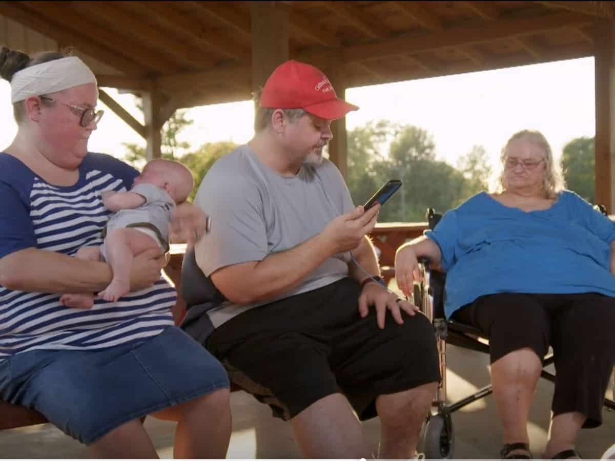 A still from the recent episode of the show,1000lbs Sisters