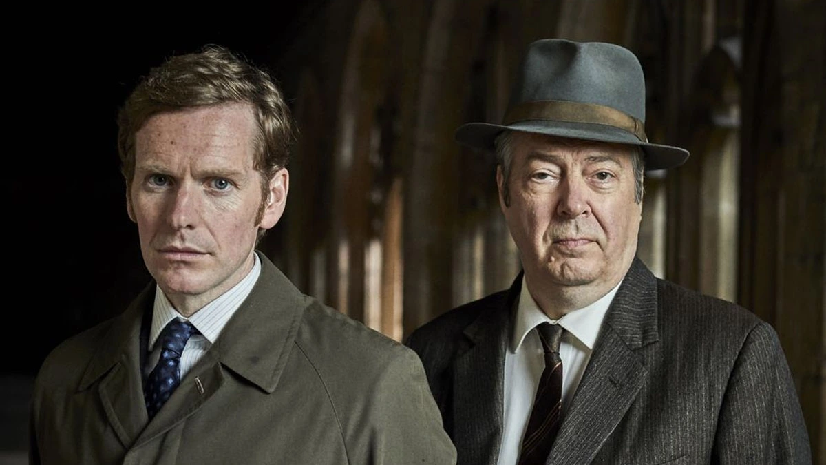 Endeavour and Thursday together in the show (Credits: ITV)