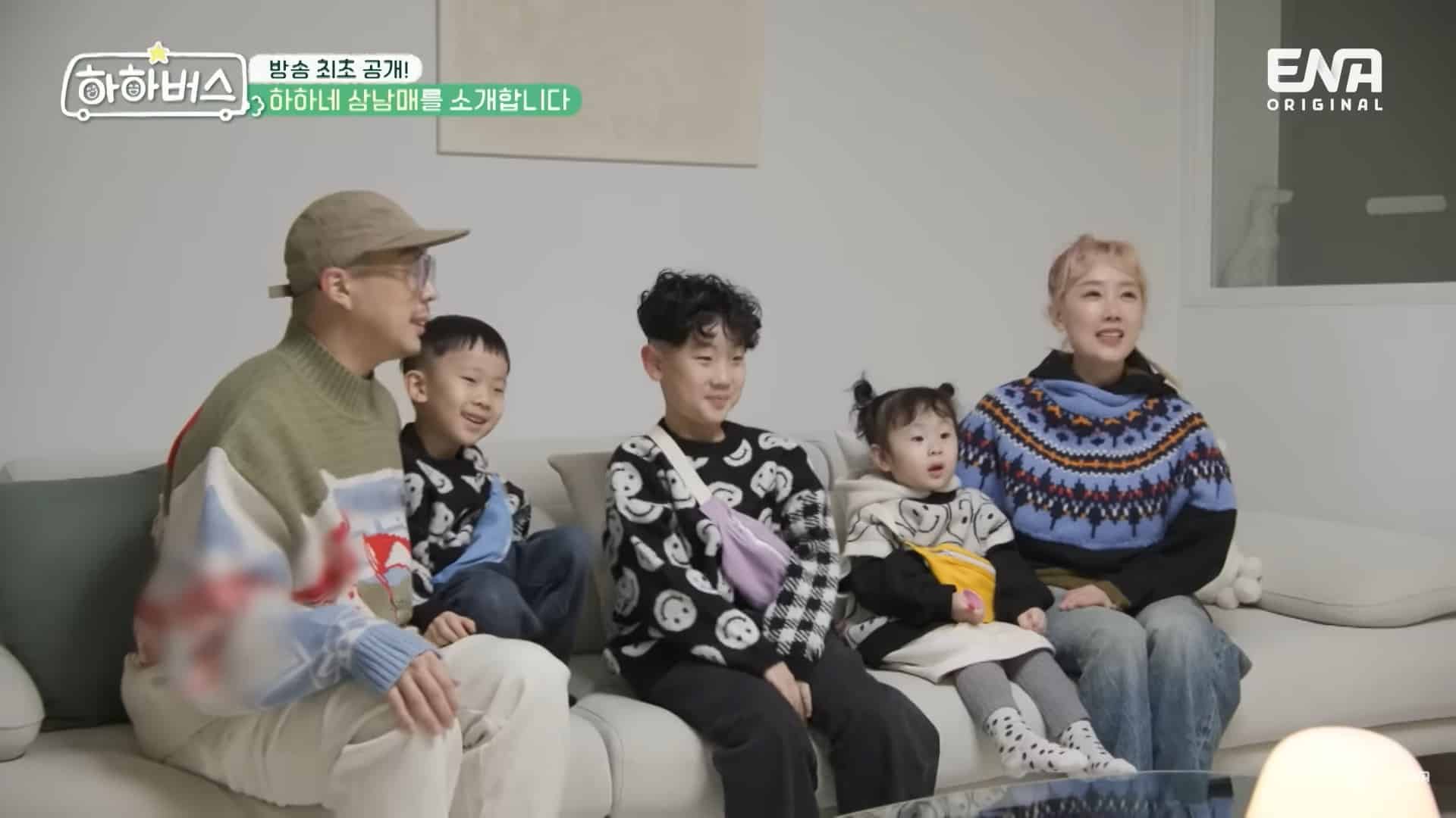 Ha Ha Bus: Ha Ha, Byul and their three children
