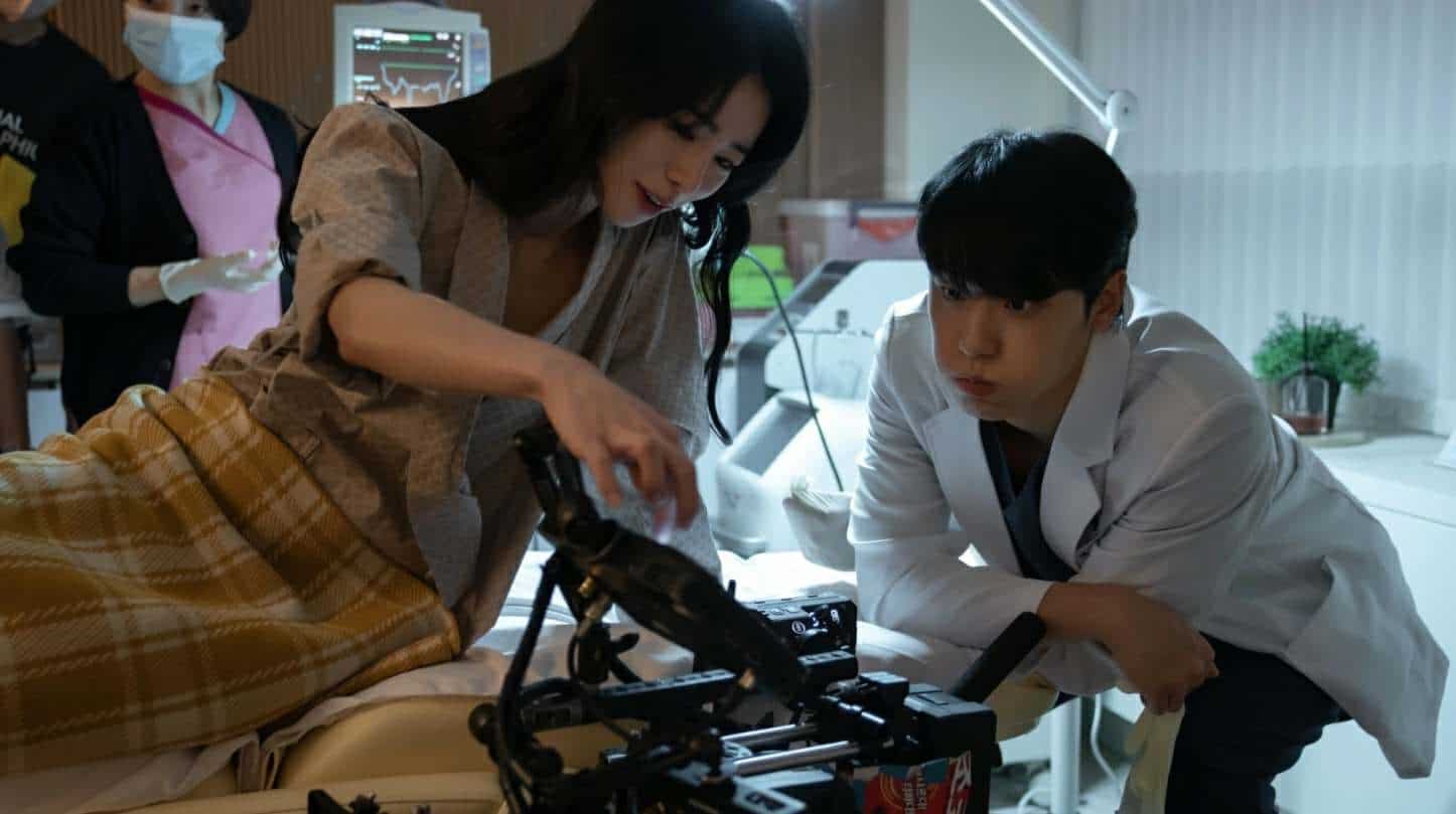 Lee Do-hyun and Lim Ji-yeon