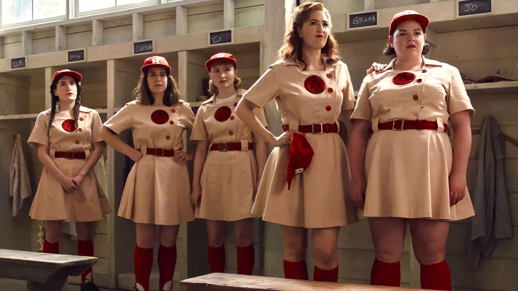 Main cast of the show, A League Of Their Own