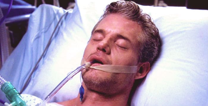 Mark Sloan's last moment on the show Grey's Anatomy Season 9 Episode 1 (Credits: ABC)