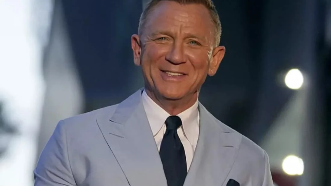 Daniel Craig