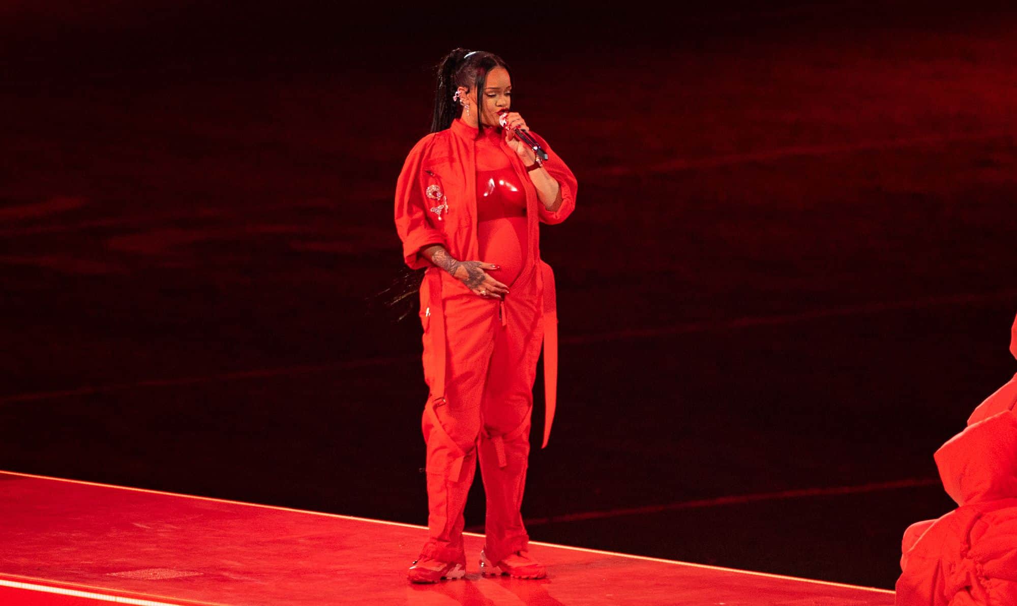 Rihanna grávida no SuperBowl Halftime Show