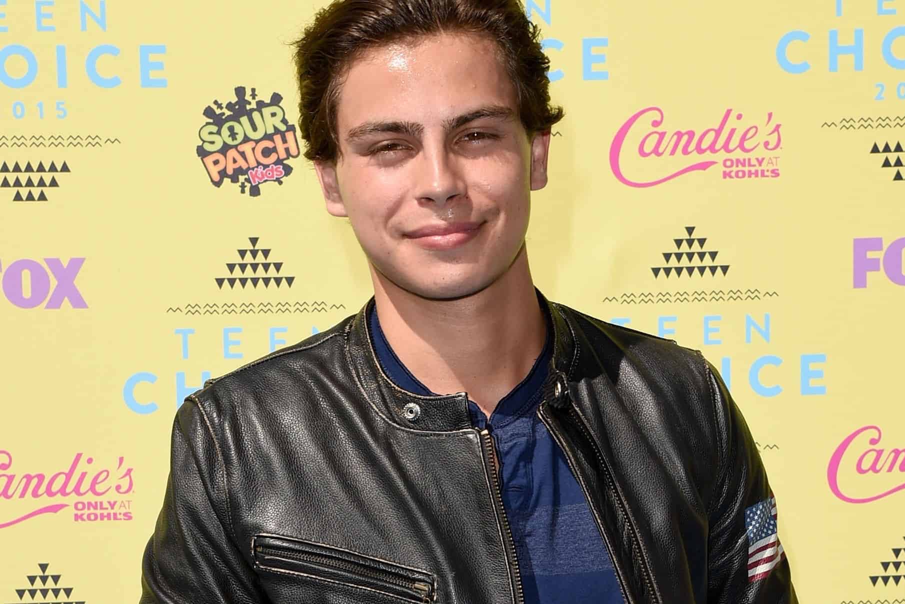 Why did Jake T Austin Leave Fosters