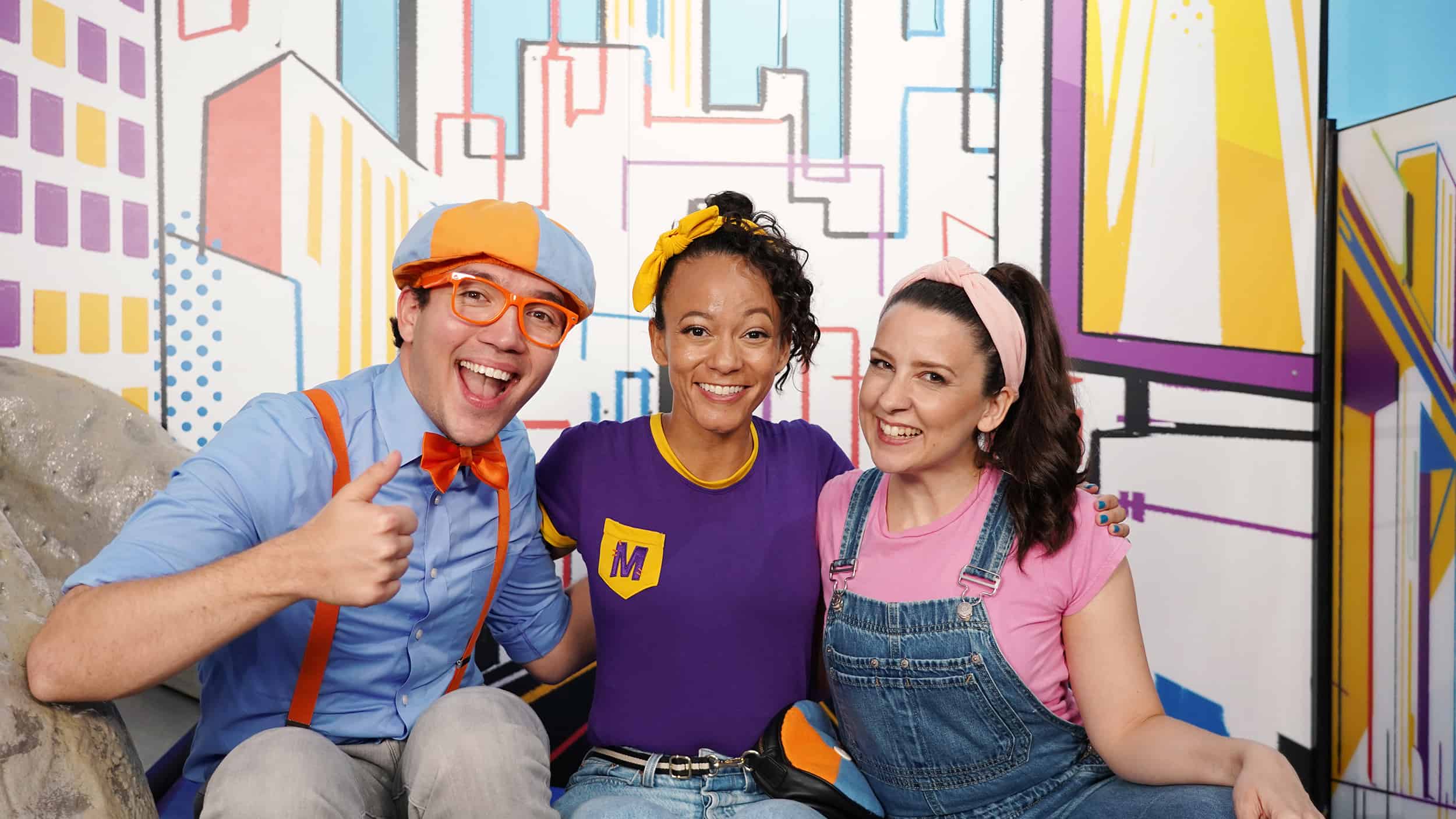 Blippi and Meekah collaborate with Ms. Rachel.