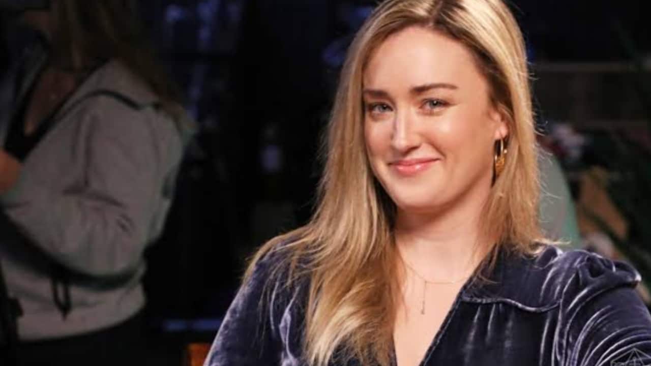 Who is Actress Ashley Johnson's Boyfriend? Is Rumored to be Dating Brian  Wayne