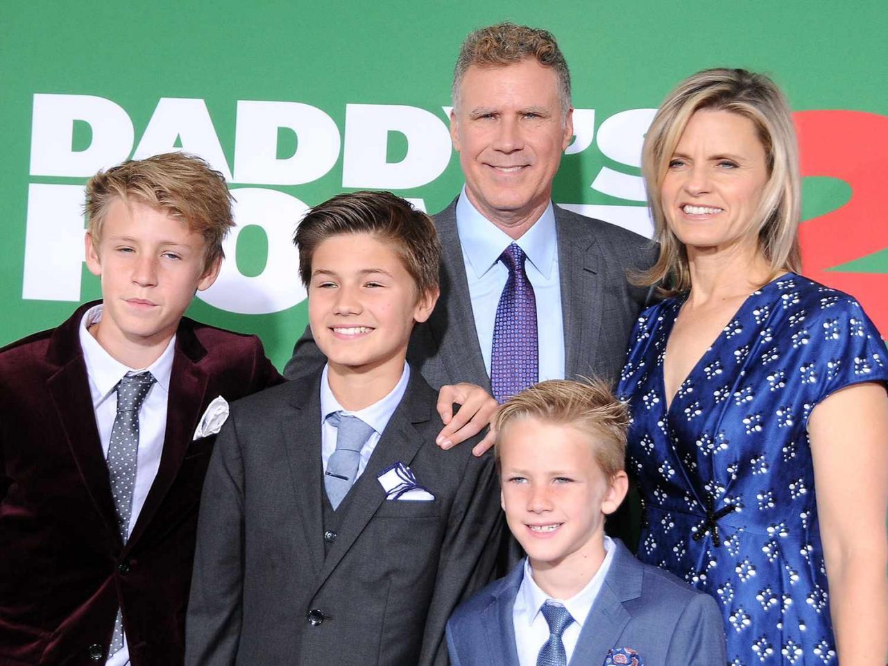 Will Ferrell with his wife and sons at "Daddy's Home 2" premiere on November 5, 2017 (Credits: People Magazine)