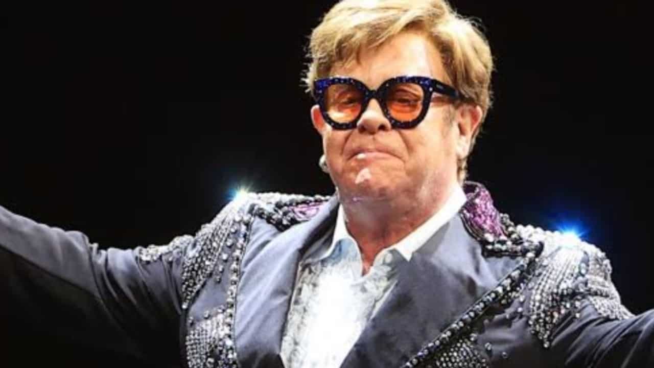 Fortuna de Elton John em 2023