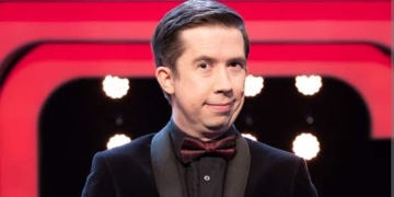 Who Is Issa Schultz's Wife?