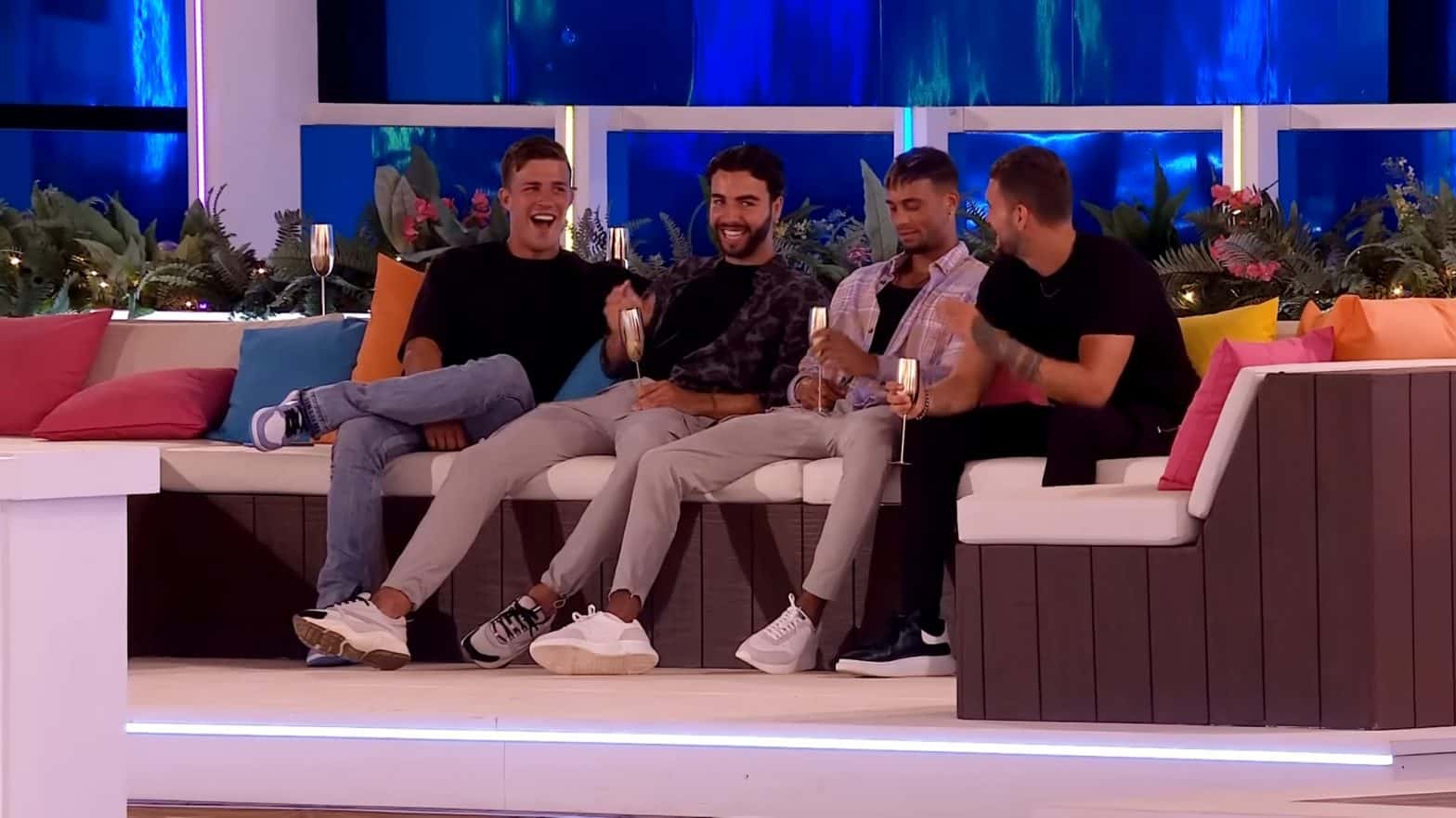 Love Island Season 10 Episode 37: Release Date, Spoilers & Streaming ...