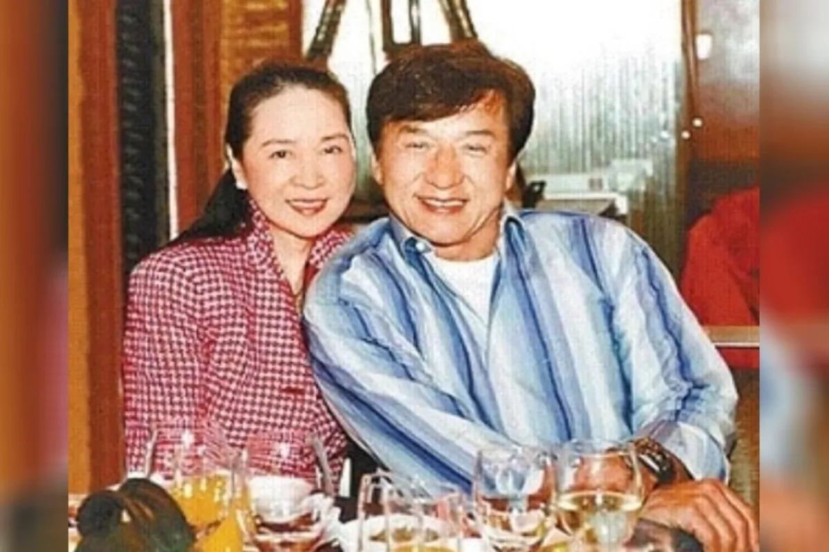 Jackie Chan with his wife Joan Lin. 