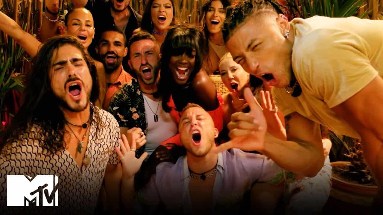 A still of the show, All Star Shore Season 2, with the entire cast (Credits: MTV)