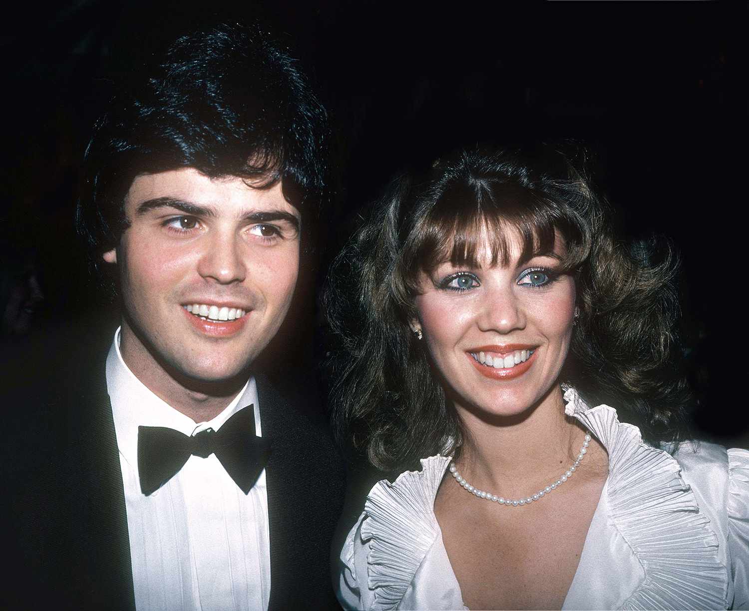 Young Donny Osmond and wife, Debbie Osmond (Credits: Closer Weekly)