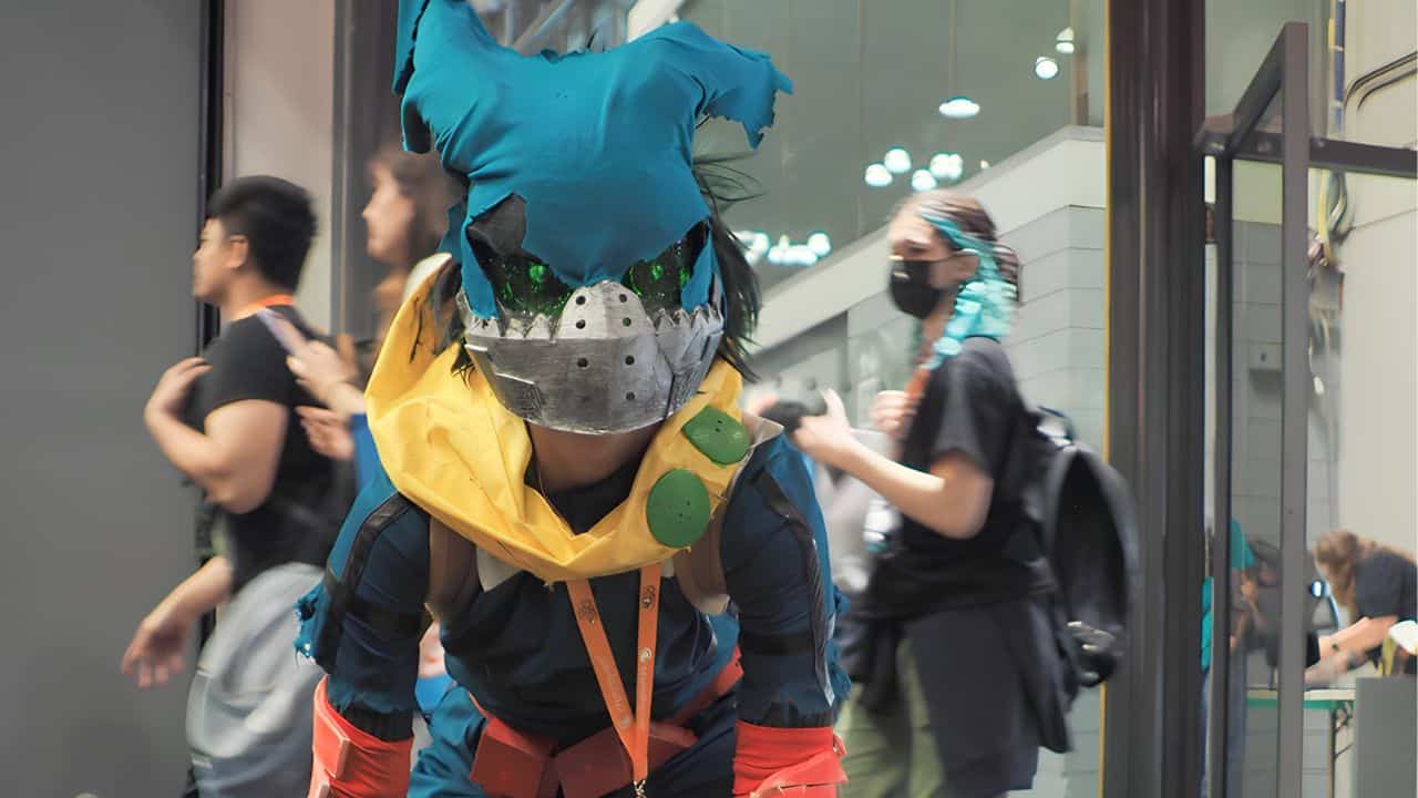 vigilante deku cosplay at cosplay event by according reindeer