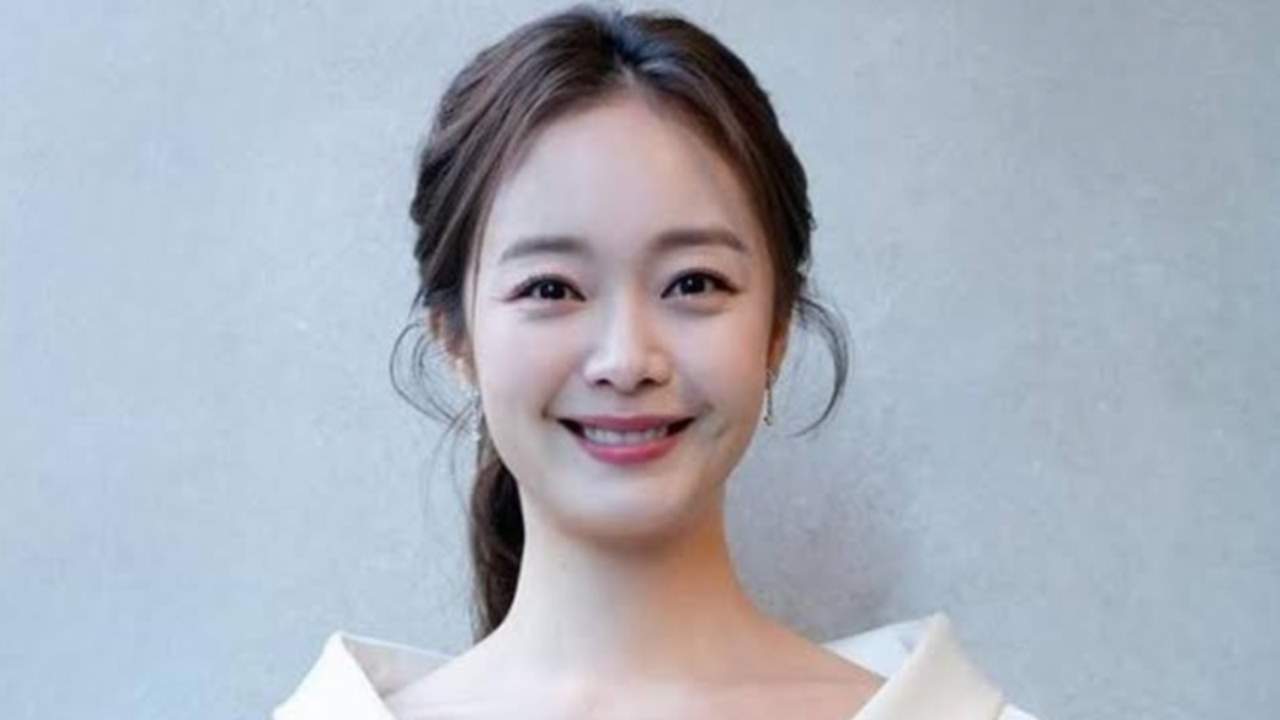 Who Is Ha Seok-jin Dating?