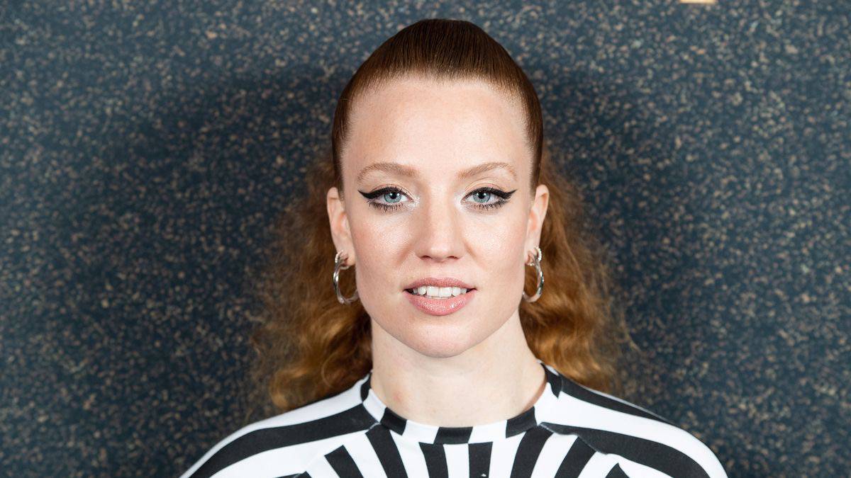 Jess Glynne‘s Partner