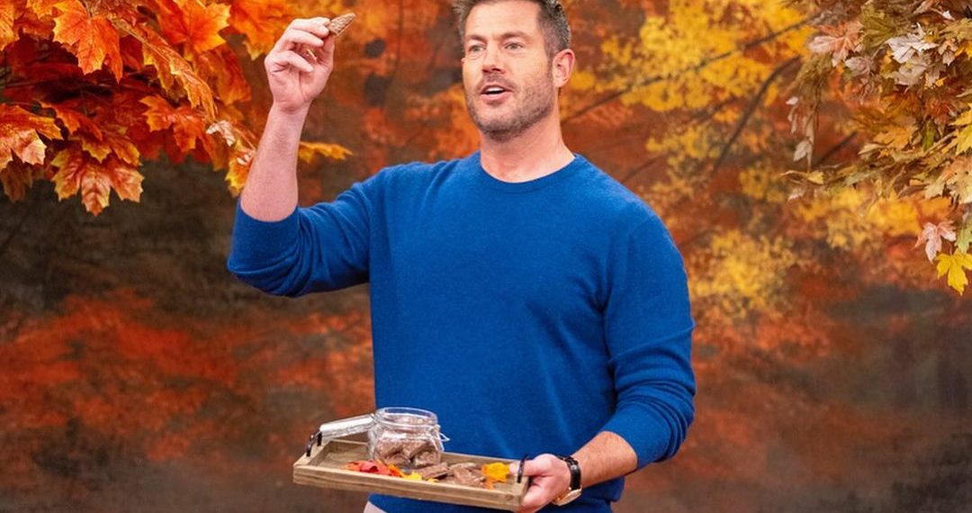 Host of the show, Holiday Baking Championship, Jesse Palmer