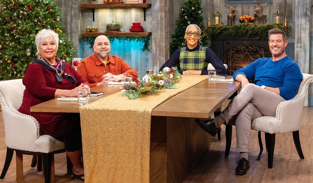 Jesse Palmer with the Judges of the show, Holiday Baking Championship 