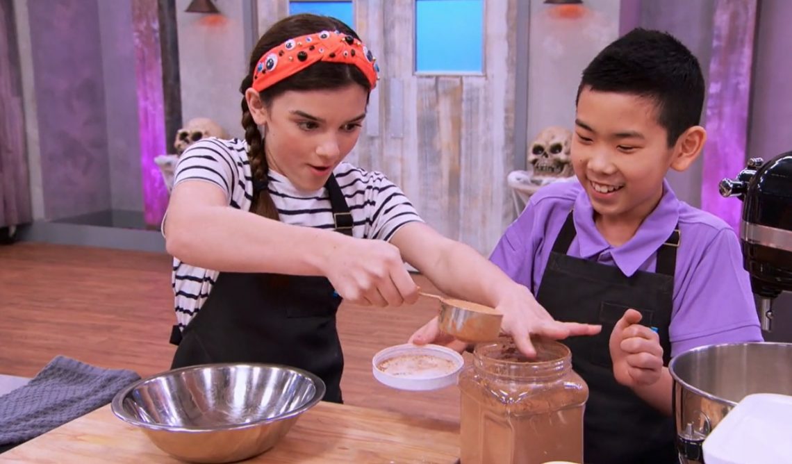 Kids Baking Championship Season 12 Episode 1 'The Thanksgiving Special