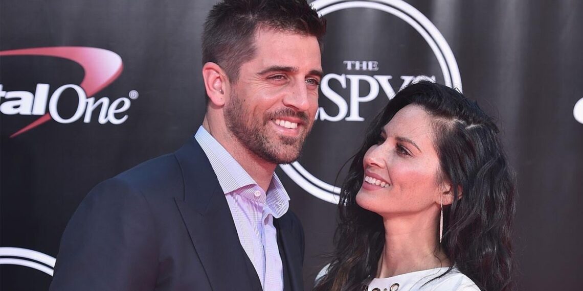 Olivia Munn and Aaron Rodgers breakup