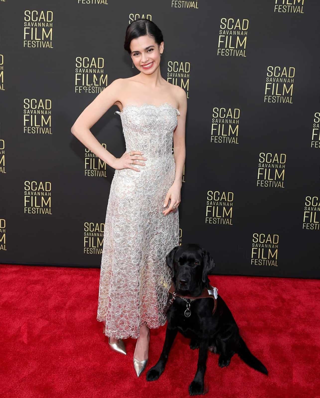 Aria Mia Loberti was seen with her guide dog Ingrid in a film festival.