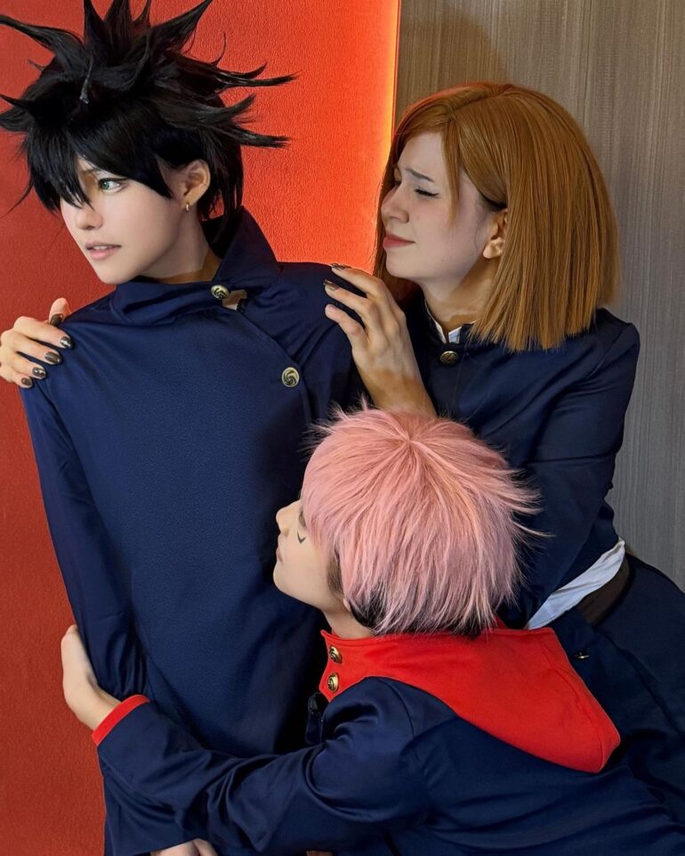 30 Best Cosplays of Jujutsu Kaisen - OtakuKart