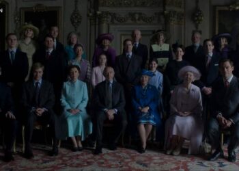 The royal family in the show, The Crown (Credits: Netflix)