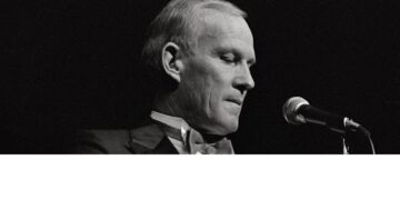 Tommy Smothers‘ Net Worth