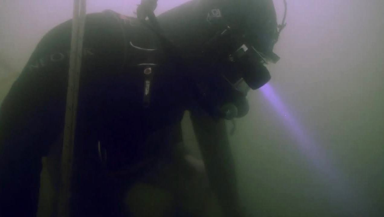 Underwater still from the show, Bering Sea gold (Credits: Discovery)