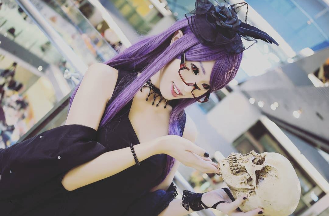 30 Best Rize Kamishiro Cosplay From Tokyo Ghoul