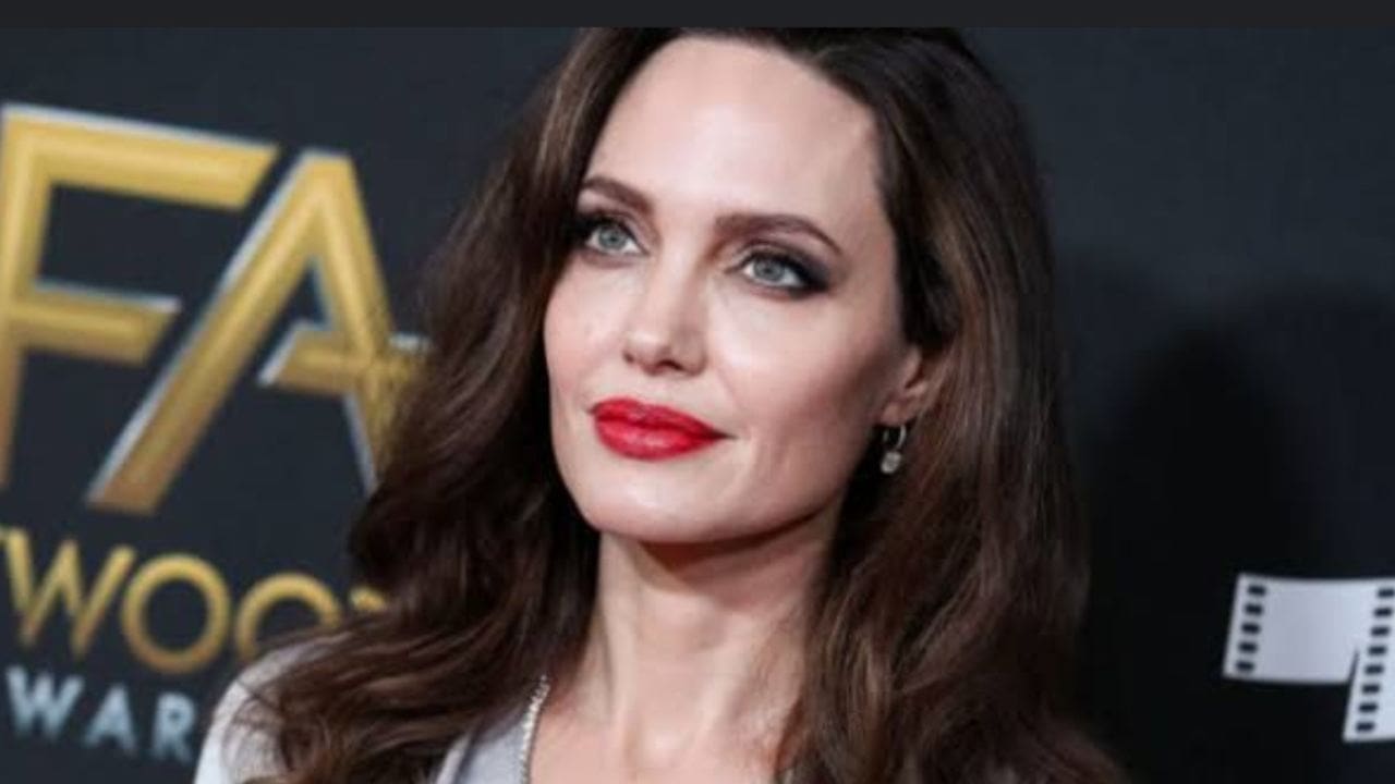 Is Angelina Jolie Pregnant Now? 