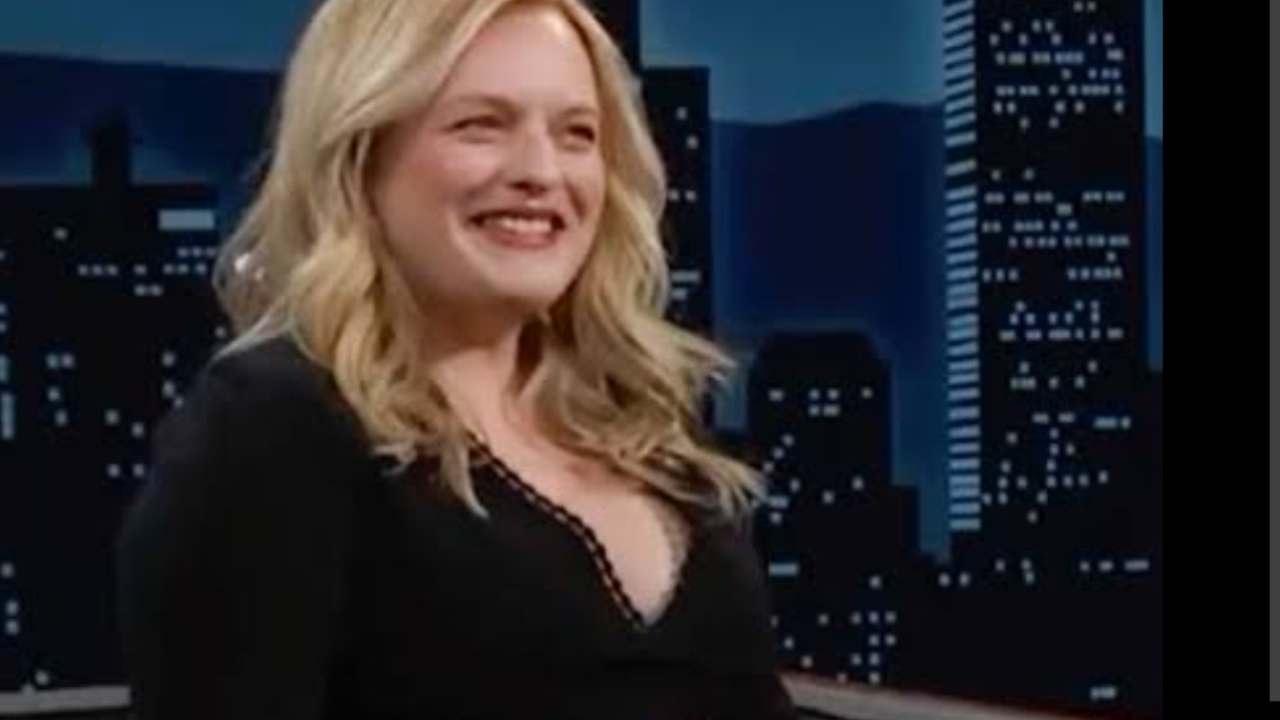 Elisabeth Moss Embraces Motherhood