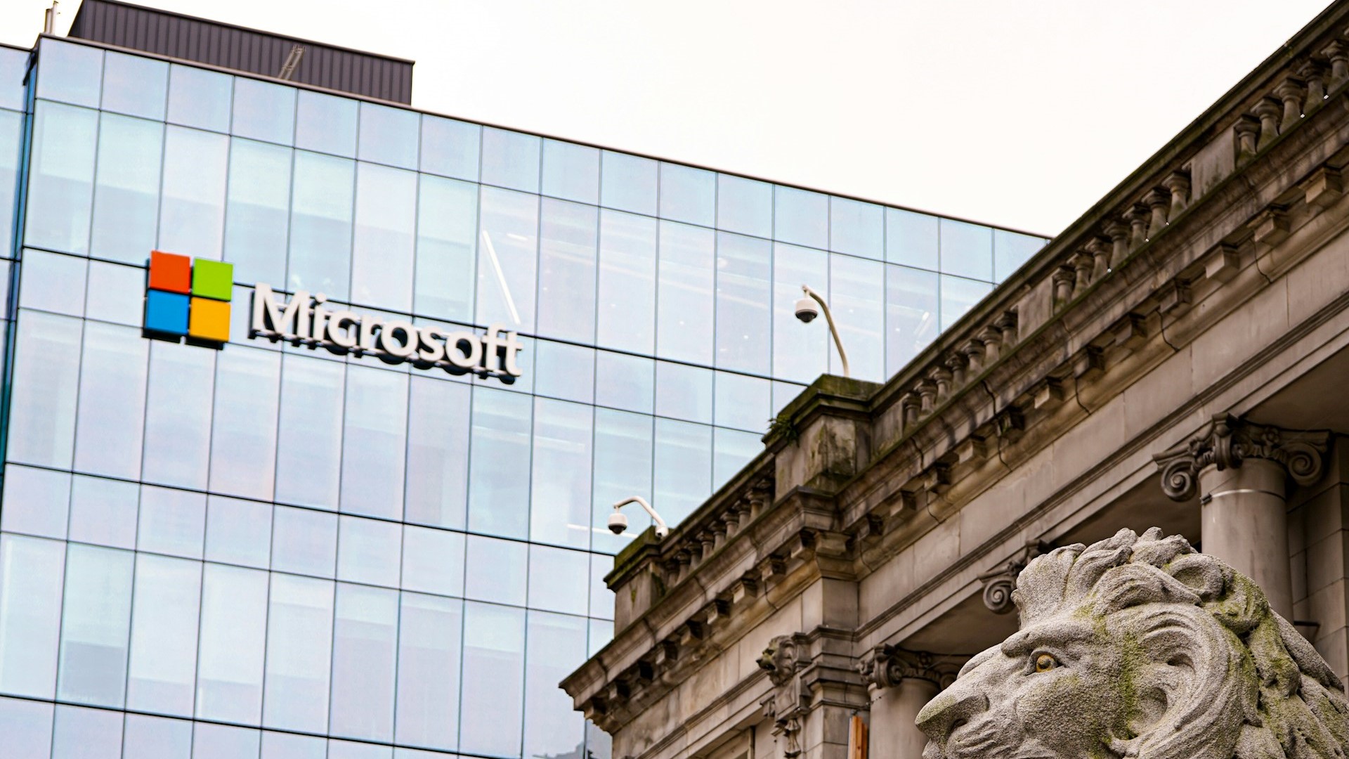 Microsoft expected to outperform Apple in market value (Credits: The Software Report)