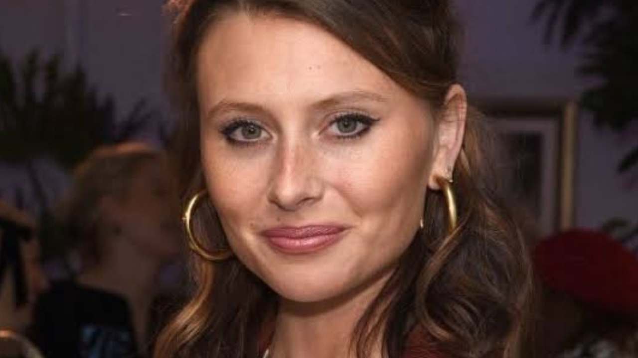 New Beginnings: Aly Michalka Expecting First Baby With Husband Stephen Ringer