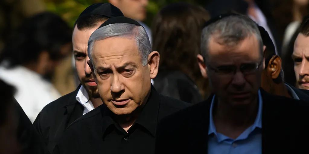 Prominent figures demand Netanyahu's removal citing existential threat to Israel (Credits: Fox News)