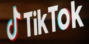 Former TikTok Executive Alleges Discrimination and Harassment in Lawsuit (Credits: Quartz)