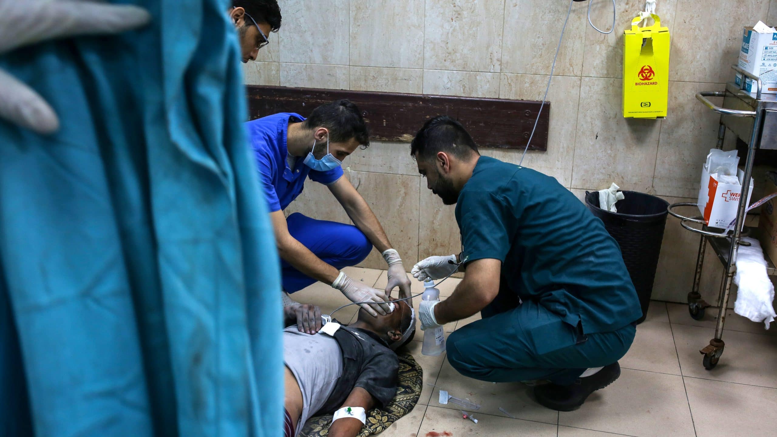 Gaza's Nasser Hospital left inoperative due to escalating conflict (Credits: The NY Times)