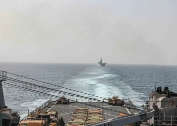 Houthi missiles almost hit US destroyer (Credits: The Guardian)