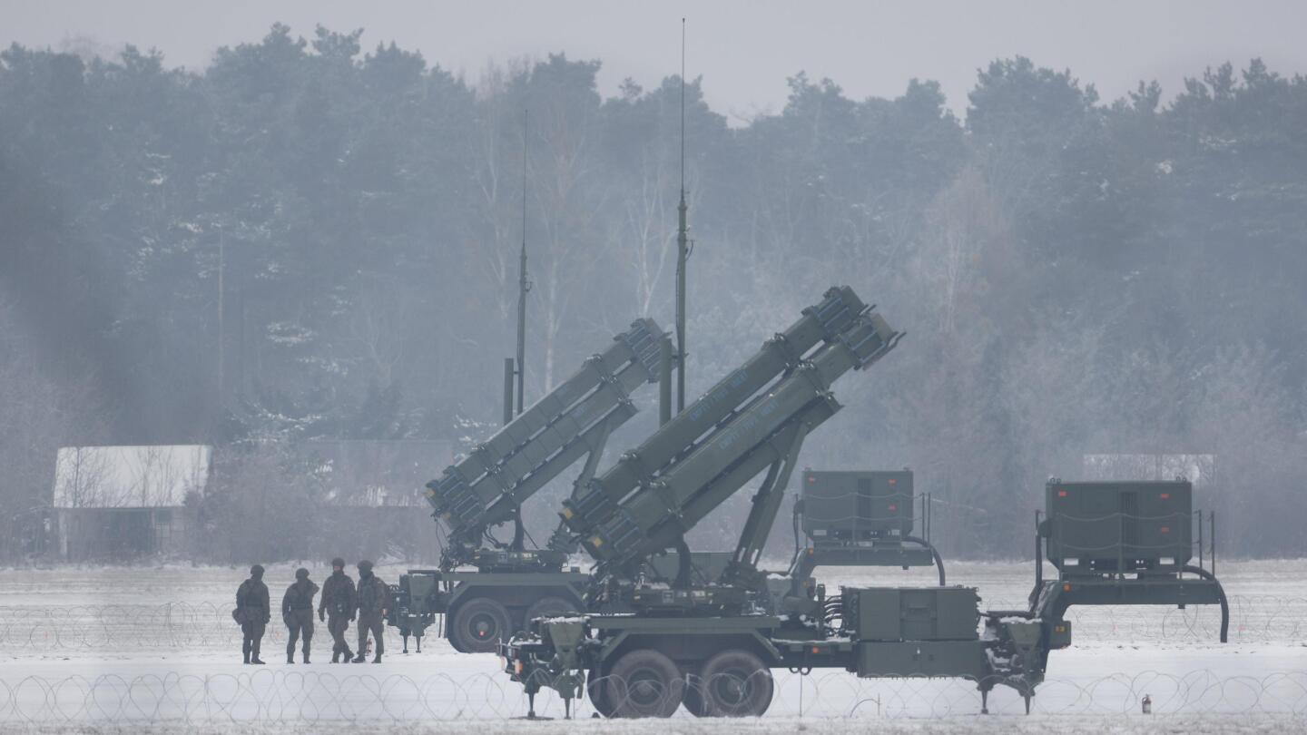 Hupersonic missiles launched at Kyiv according to Ukraine (Credits: AP news)