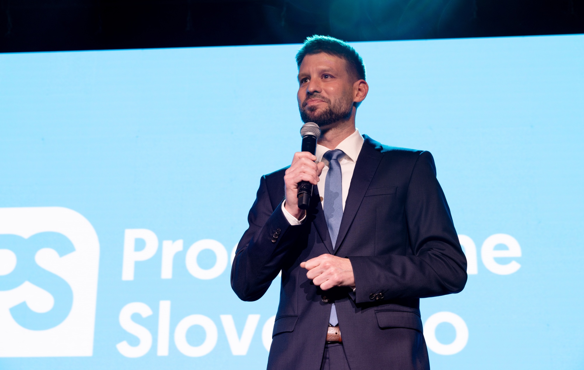 Slovakia deepfake comes as a wakeup call for the US (Credits: Bloomberg)