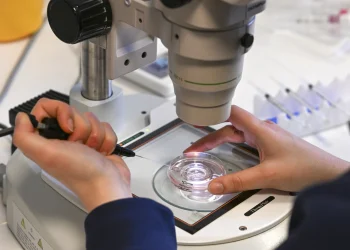 Three clinics in Alabama forced to stop IVF procedure due to court ruling (Credits: NBC News)