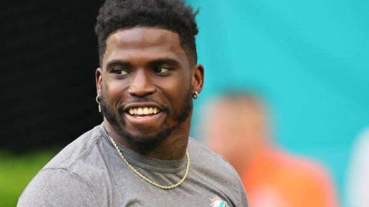 Lawsuit Claims Dolphins' Tyreek Hill Broke Plus-Size Model's Leg ...