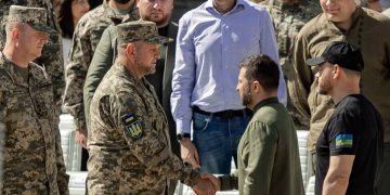 Ukraine faces a change in military leadership as Zelensky replaces Zalunzhnyi (Credits: BBC)