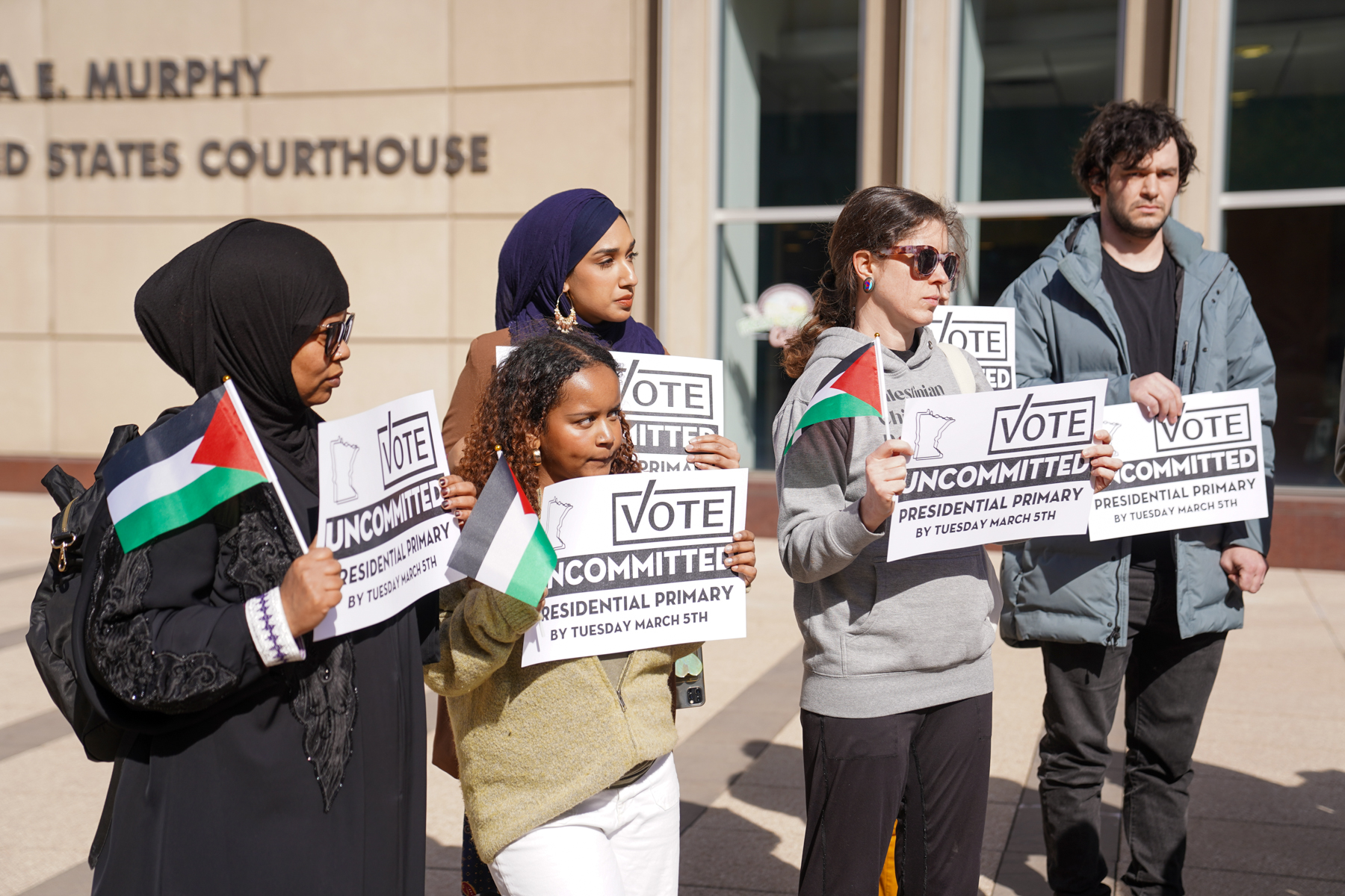 Activists mobilize progressive Democrats and Muslim Americans (Credits: Sahan Journal)