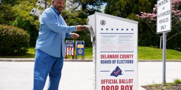 Appeals court upholds Pennsylvania's ballot rule (Credits: AP Photo)